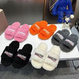 Balenciaga Slides Summer Beach Slippers Vintage Tartan Slider Men Women High Quality Luxury Sandals Archive Beige Print Embossed Slide